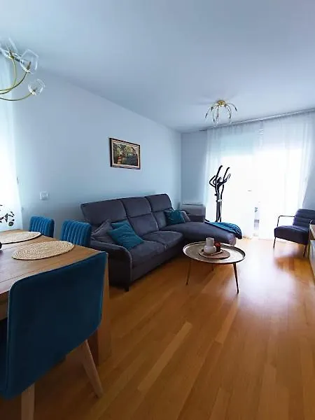 Teal Apartment-Free Garage Parking Zadar