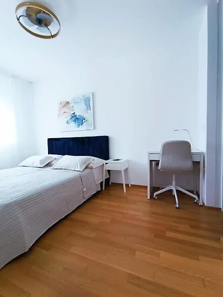 Teal Apartment-Free Garage Parking Zadar Apartment